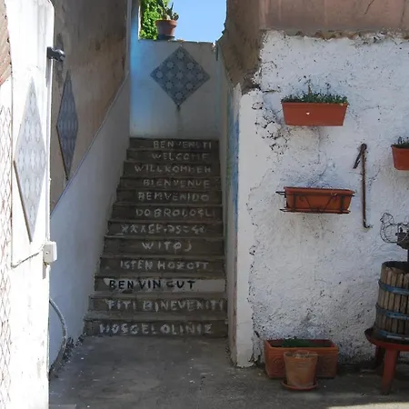 Holiday home Piccoledonne